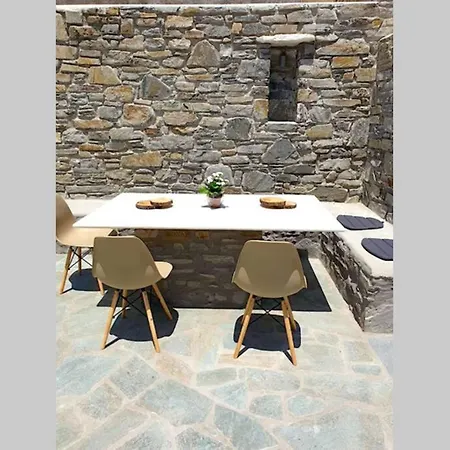 Hh Paros Sky 洛加拉斯