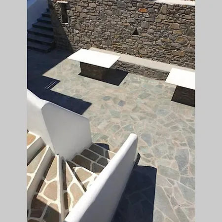 Hh Paros Sky 洛加拉斯