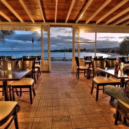 Hh Paros Sky 洛加拉斯